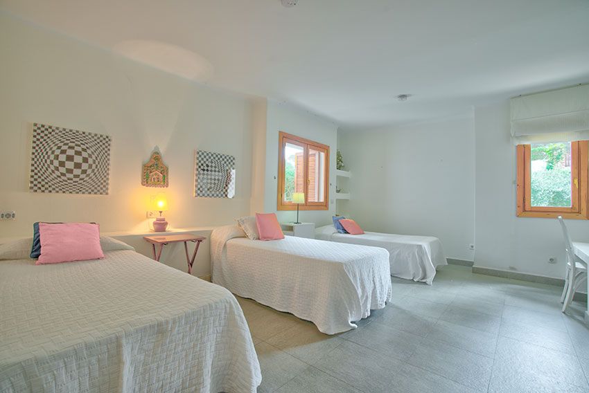 dormitoriotriple habitación triple